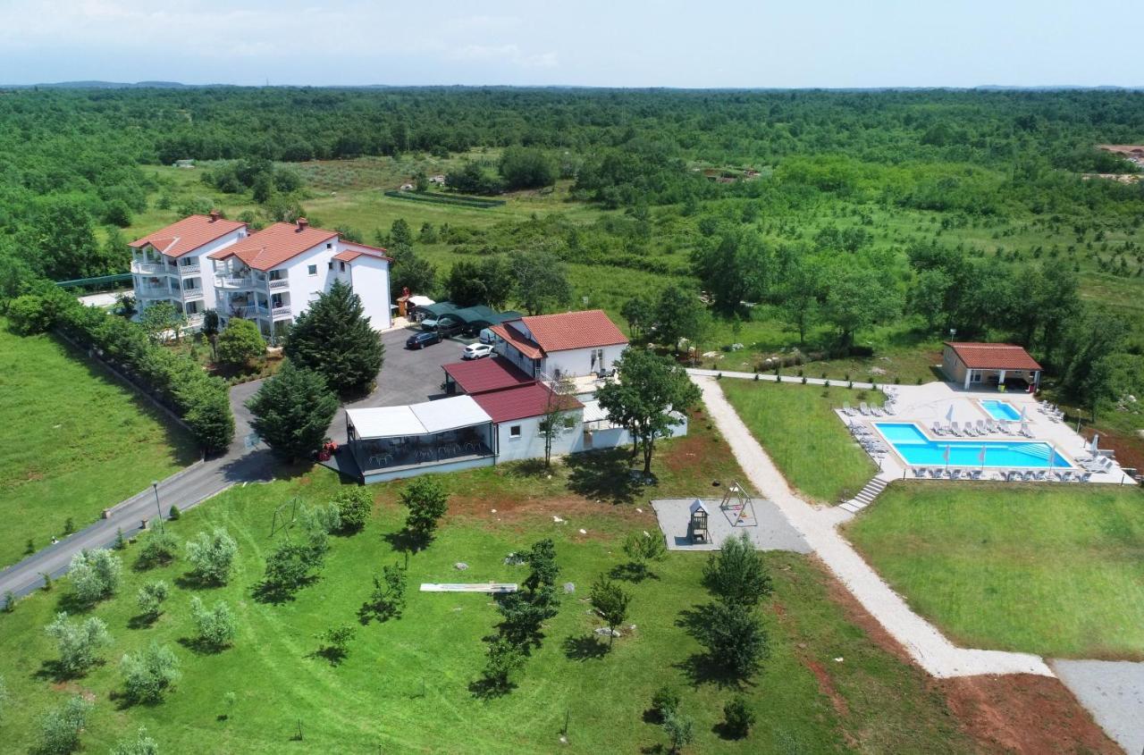 Wish Apartments Poreč Exterior foto